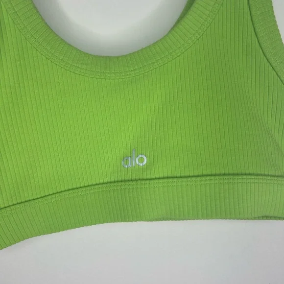 Alo Yoga Wellness Ribbed Sports Bra Green Apple Size Small - Picture 5 of 7